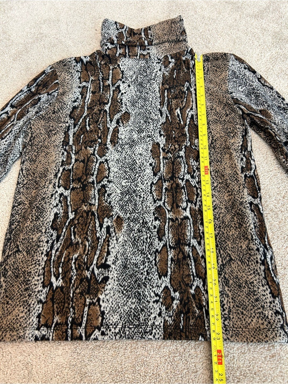 Zara Python Snake Animal Print Turtleneck Sweater Top Tan Brown Cream Sz L - Picture 7 of 10
